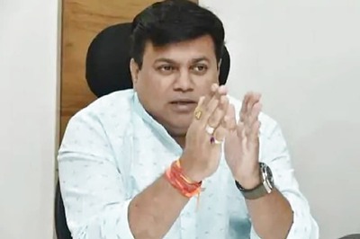 Holding Final Year University Exams Not Feasible, says Maha Minister