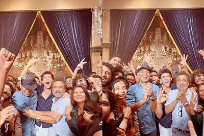 Bhool Bhulaiyaa 3: Kartik Aaryan, Anees Bazmee Cut Cake With Crew Members, Announce Film Wrap