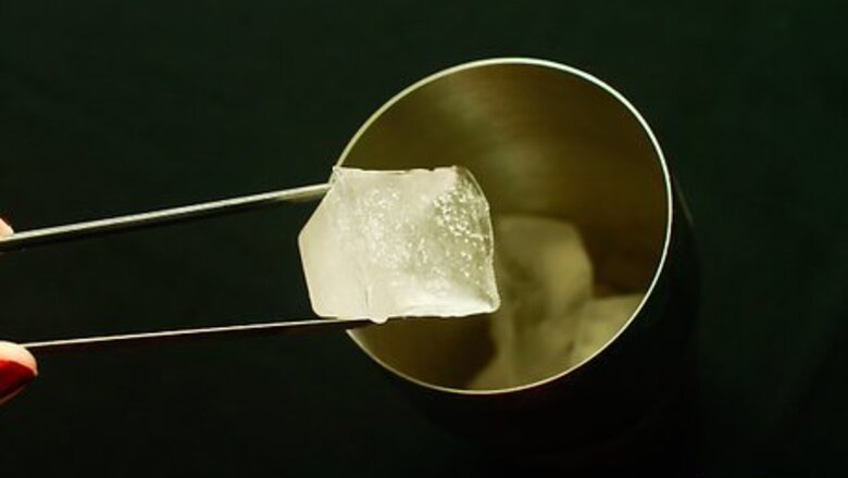 How to Make a Triple X Cocktail