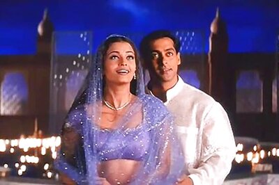 15 Popular Tracks From '90s That Should Never Be Remade