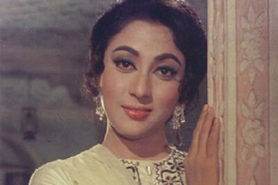 Filmfare 2018: Mala Sinha Awarded Lifetime Achievement Honour; Says Awards Don't Matter