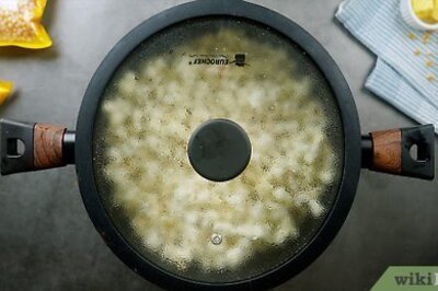 How to Store Popcorn So It Lasts Longer