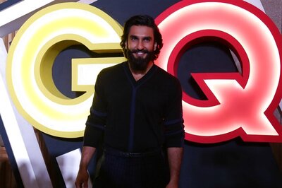 Ranveer Singh Flaunts A 'Skirt' And Says He 'Feels Like A Million Bucks'