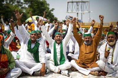 As Farmers Keep at Protests Against Agri Laws, Centre Says Open to Talks Against 'Lies of Opposition'