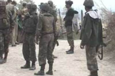 2 army officers die in gun battle in Kashmir