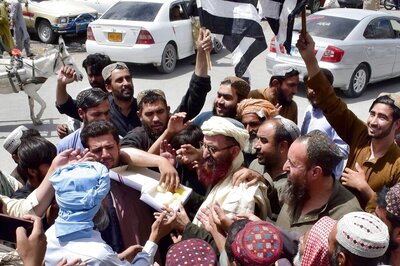 Taliban 'Recover' $12.3 Million Cash, Gold Bars From Former Govt Officials