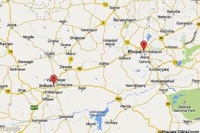 3 killed in a trolley-car collision on Bhopal-Indore highway