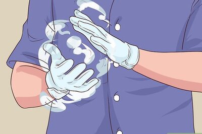 How to Clean Batting Gloves