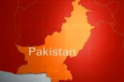 US missile strikes suspected militant hideout in Pak