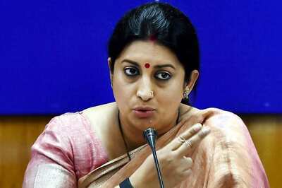 Rahul Gandhi is a 'Congenital Liar': Smriti Irani Slams Cong Chief Over 'Politicising' Meeting With Parrikar
