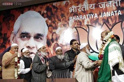 Delhi BJP woos Muslims, women voters, runs special campaign for Modi