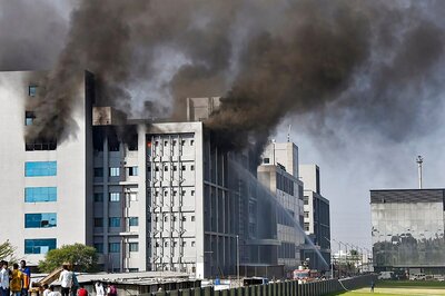 PM Modi Condoles Deaths in Serum Institute Fire, Vaccine Maker Announces Rs 25 Lakh Compensation