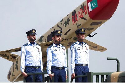 Pakistan Cancels Military Parade on National Day amid Rising Political Instability, Economic Woes