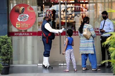 People Stay Indoors in Karnataka to Check Coronavirus Spread During Sunday Lockdown