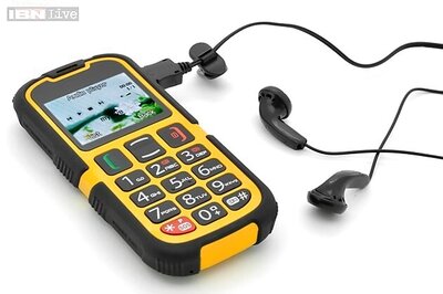 Phones for the elderly: 10 senior citizen phones from Rs 800 to Rs 11,000