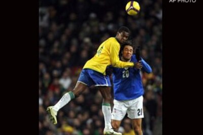 Brazil beat Italy 2-0 in London friendly