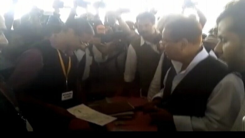 For Bad Roads in Own Constituency, Azam Khan Threatens Poll Official