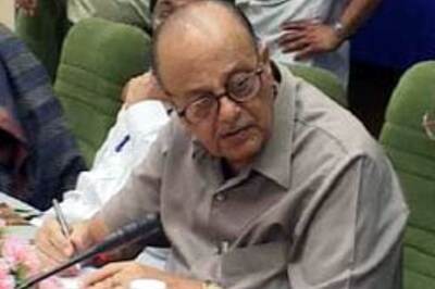 Arjun pained by Sibal's quota jibes