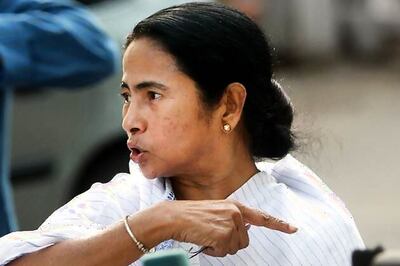 Mamata performs 'Kali Puja' using year-long savings