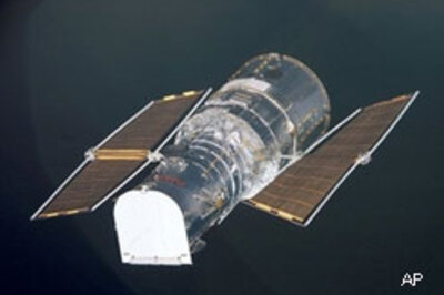 NASA to repair Hubble telescope
