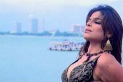 Laila Khan's father moves HC, demands CBI probe