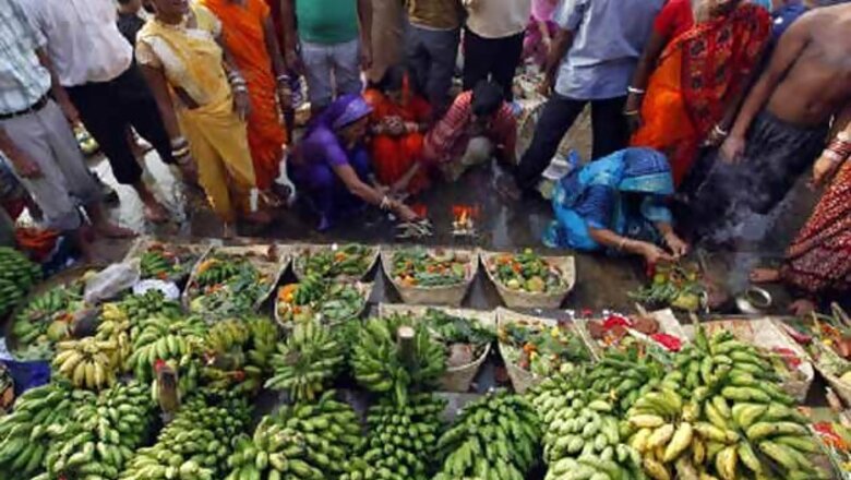 Cong top brass discusses way ahead on Food Security Bill