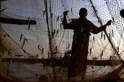 Rise in Plastic Trash in Nets Giving Goa Fishermen a Hard Time