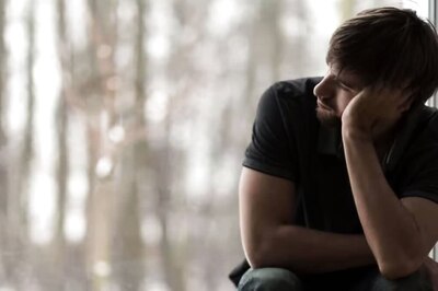 What Is ‘Sadfishing’? Why People Seek Sympathy Online