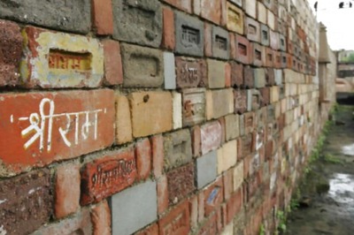 Hindu, Muslim Leaders Meet For Settlement of Ayodhya Dispute