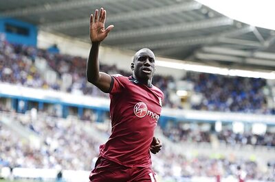 Wenger eyes Demba Ba as van Persie replacement