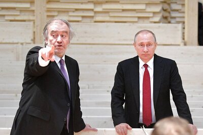 Cancelling Russian Arts, Culture Will Push Russians Closer To Their Leaders, Say Artists