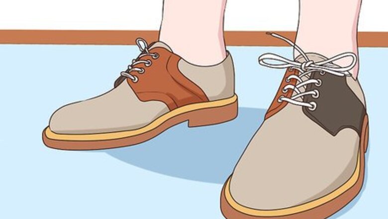 How to Practice Proper Bowling Etiquette