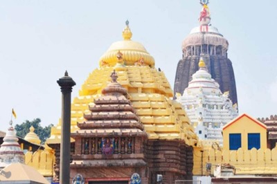 Amid Jai Shri Ram Chants, Naveen Patnaik Turns to Lord Jagannath to Save His Citadel for Sixth Time