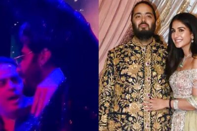 Arjun Kapoor, Akash Ambani Turn DJ At Anant Ambani-Radhika Merchant's Sangeet, Groove To Arjan Vailly; Watch