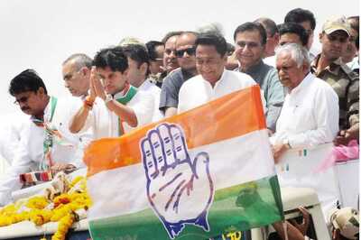 Déjà vu for Madhya Pradesh Congress as Tussle between Scindia and Digvijaya Singh Keeps Party on Toes