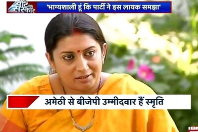 Kumar Vishwas is disrespectful to women, says Smriti Irani