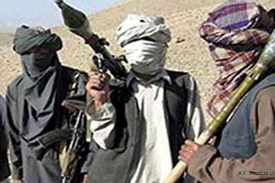 Pak Taliban chief orders militants not to attacks troops