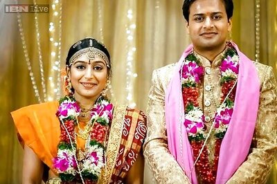 South Indian actress Padamapriya marries her old friend