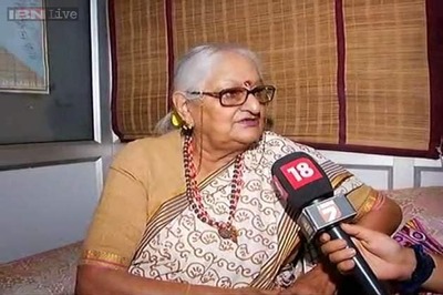 NCW ex-chief claims PCR van refused to save girl from molestation, police rubbish her version