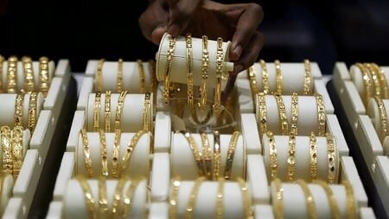 Soaring gold prices further erode lustre in pandemic-hit retail hubs