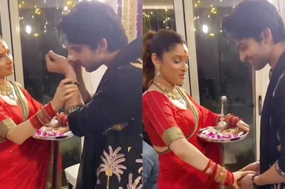 Watch: Abhishek Kumar Seeks Ganpati’s Blessings At Ankita Lokhande’s House