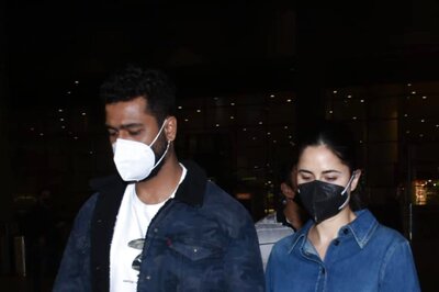 Vicky Kaushal Refuses To Let Go Of Katrina Kaif's Hand As They Return To Mumbai For Valentine's Day