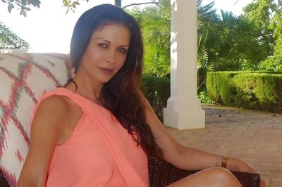 Catherine Zeta-Jones To Star In Facebook's First Original Comedy Series