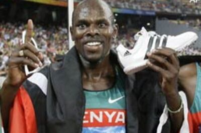 Kenya's Bungei leads from the front to win men's 800m