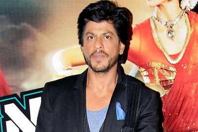 Shah Rukh to celebrate the success of 'Chennai Express' on Facebook
