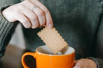 Love Eating Biscuits With Tea? Here’s Why You Should Stop This Habit