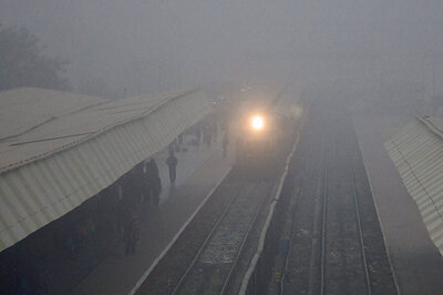 3 Trains Cancelled, 41 Delayed Due to Fog