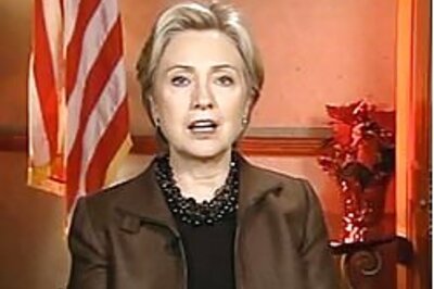 Hillary expresses reservations over Pak elections