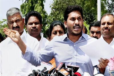 Jagan at it Again, Says 'Nothing Wrong if Chandrababu Naidu is Hanged'