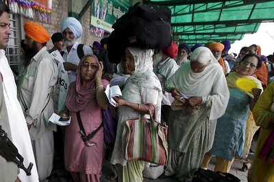 Indian Pilgrims Cancel Visit to Pakistan Over 'Rising Tension'